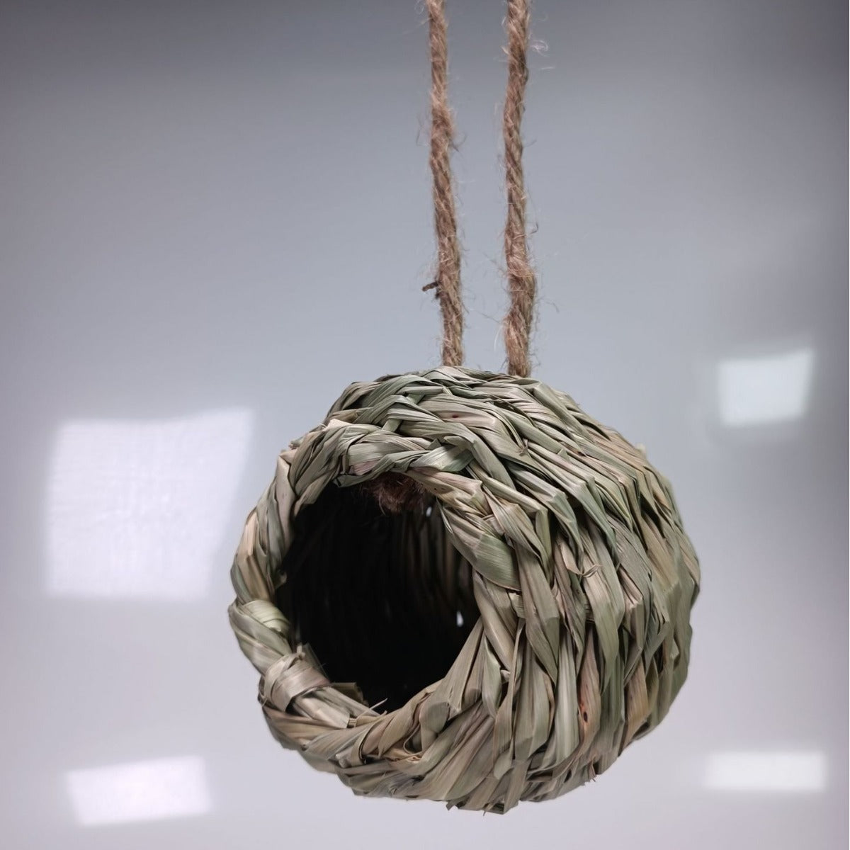 Handwoven Straw Birdhouse for Garden & Patio